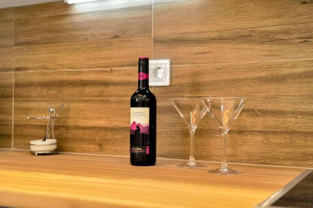 Artemis Modern Apartment Athènes Extérieur photo